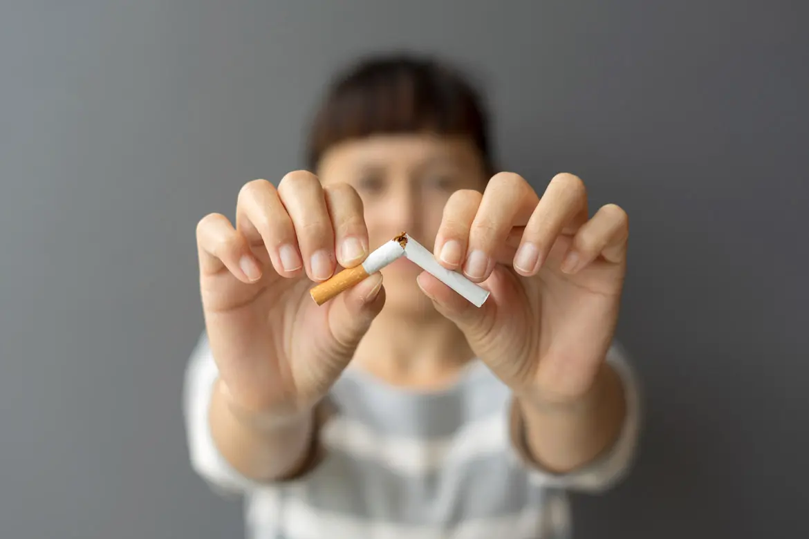 Gaya hidup bebas rokok dan alkohol berlebihan